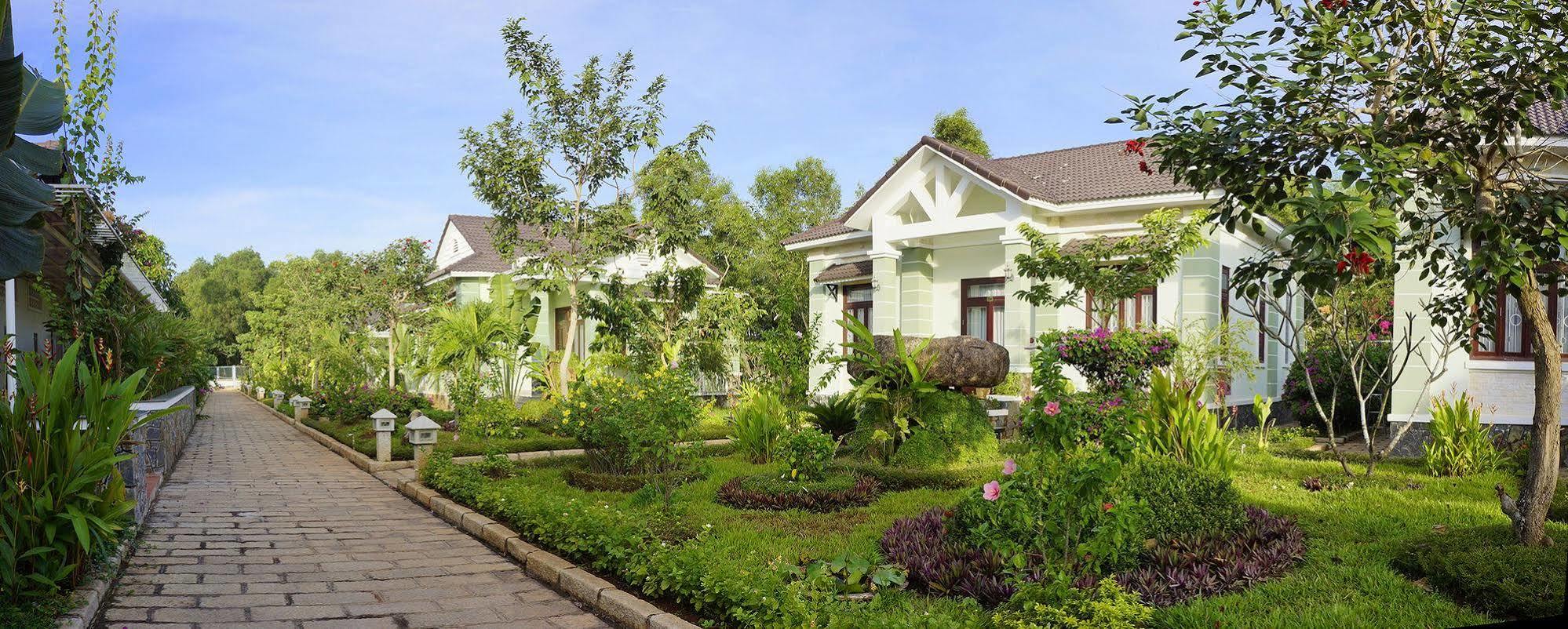 Sao Mai Phu My Resort Экстерьер фото